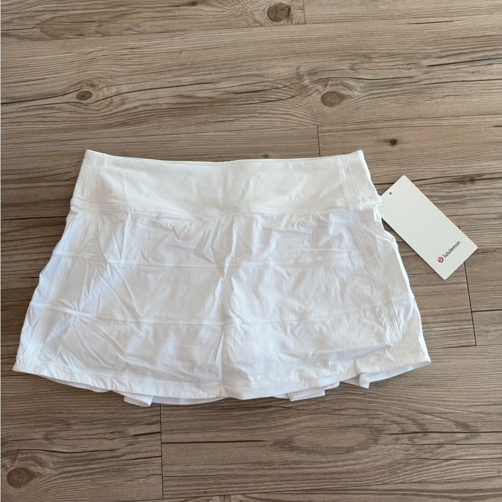 NWT Lululemon Pace Rival MR Skirt White Size 8 Lined Skort Mid Rise Tennis Wear!